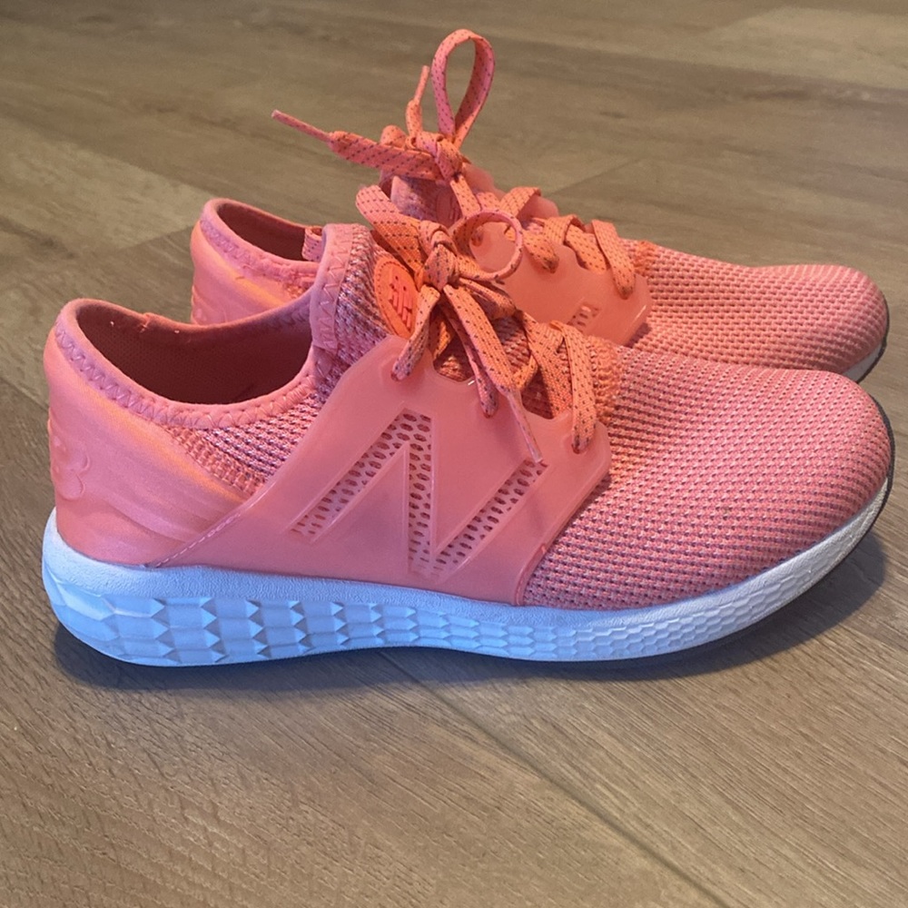 EUC Womens New Balance Fresh Foam Cruz size 7.5